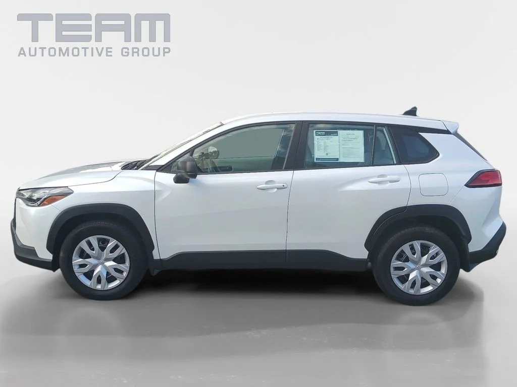 Used 2022 Beige Toyota L image 4