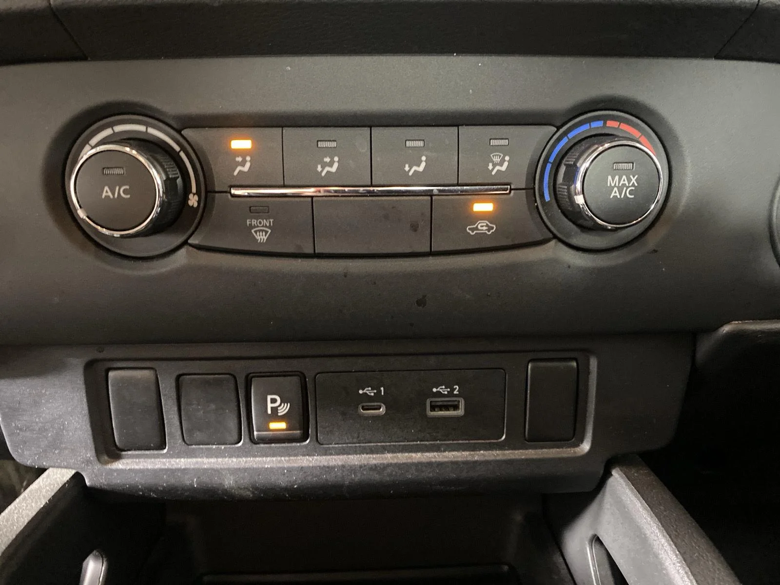 Used 2022 Wh Nissan S image 18