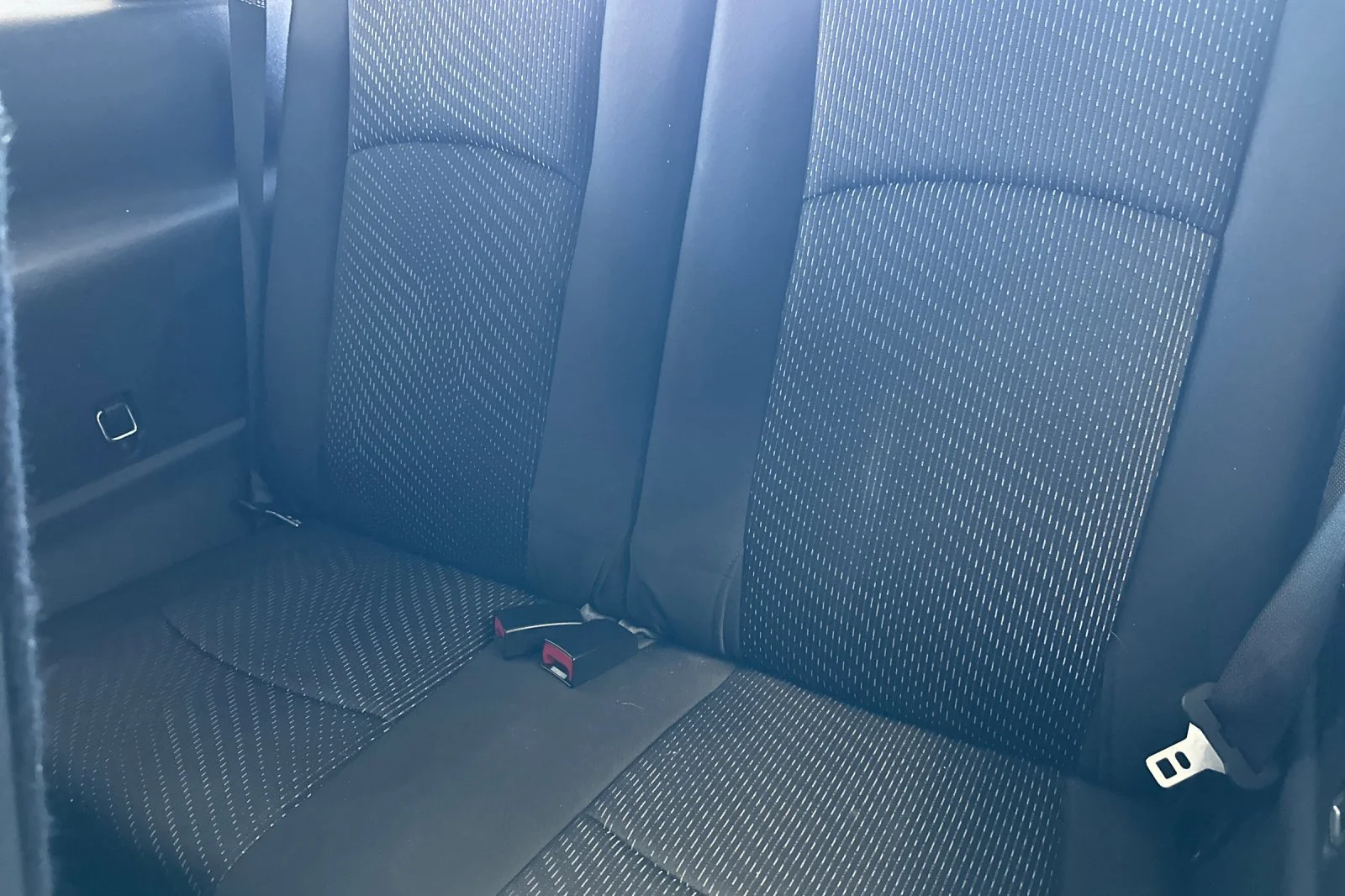 Used 2015 Redline 2 Coat Pearl Dodge American Value Pkg image 15