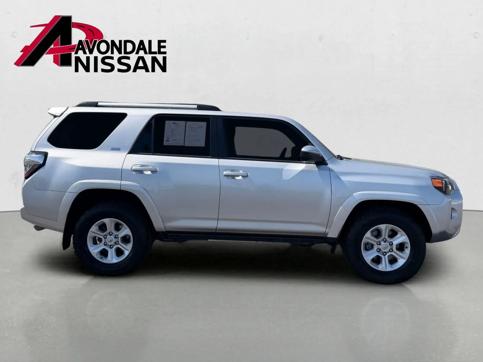 Used 2021 Classic Silver Metallic Toyota SR5 image 7