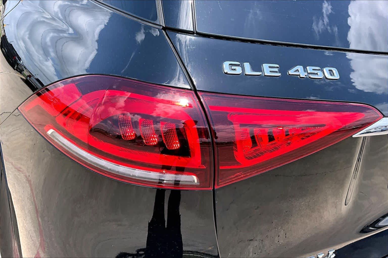 Used 2023 Black Mercedes-Benz GLE 450 image 34
