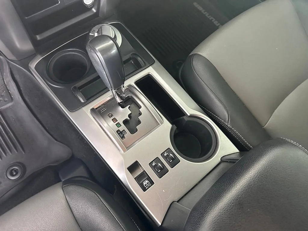 Used 2019 Silver Toyota SR5 Premium image 27
