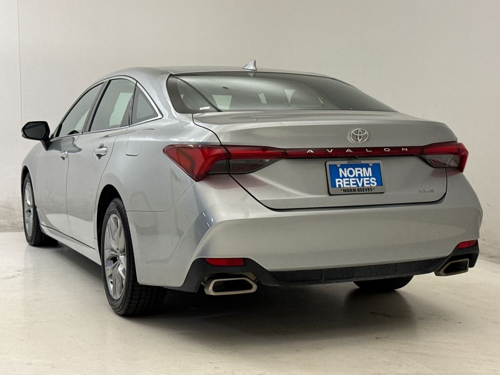 Used 2020 Celestial Silver Metallic Toyota XLE image 7