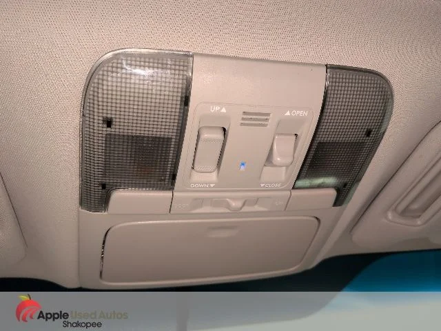 Used 2010 Green Subaru 2.5i Premium image 23