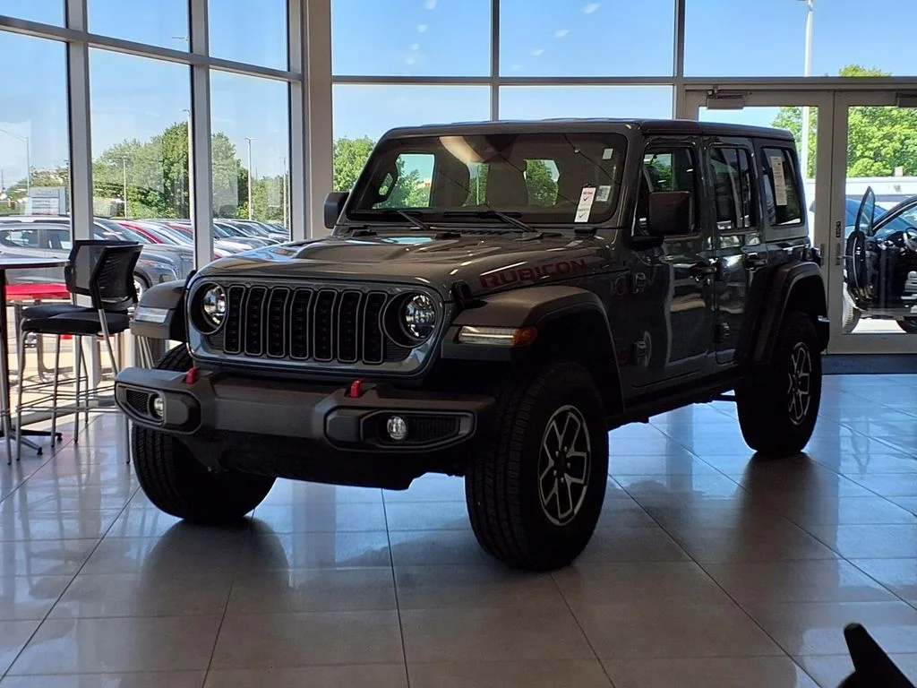 Used 2024 Jeep Wrangler 4-Door Rubicon with VIN 1C4PJXFG3RW256541 for sale in Kansas City