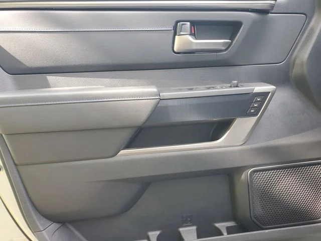 New 2026 Silver Toyota Platinum image 16
