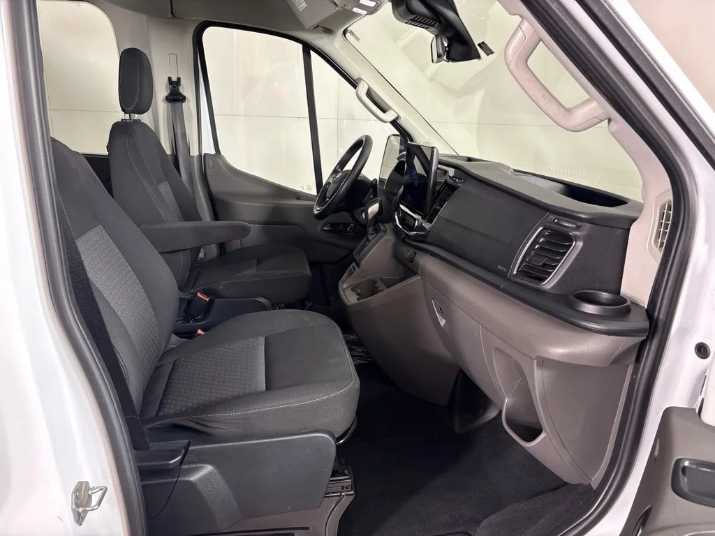Used 2023 White Ford XLT image 22