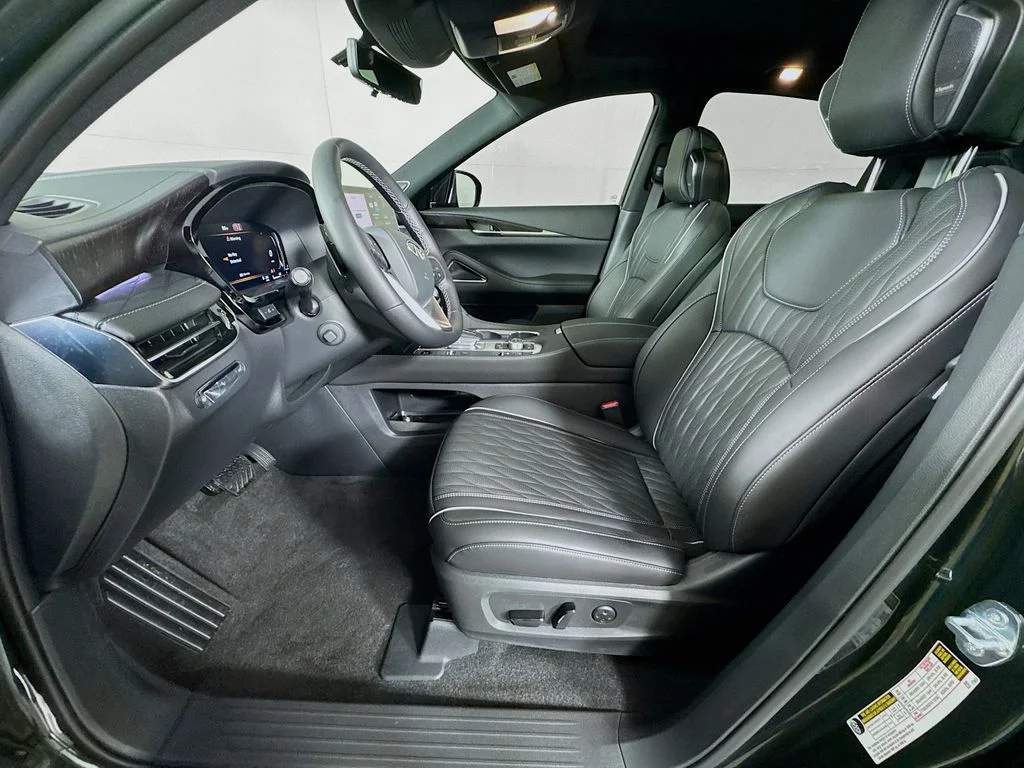 New 2027 2T DEEP EMRD INFINITI SPORT image 23