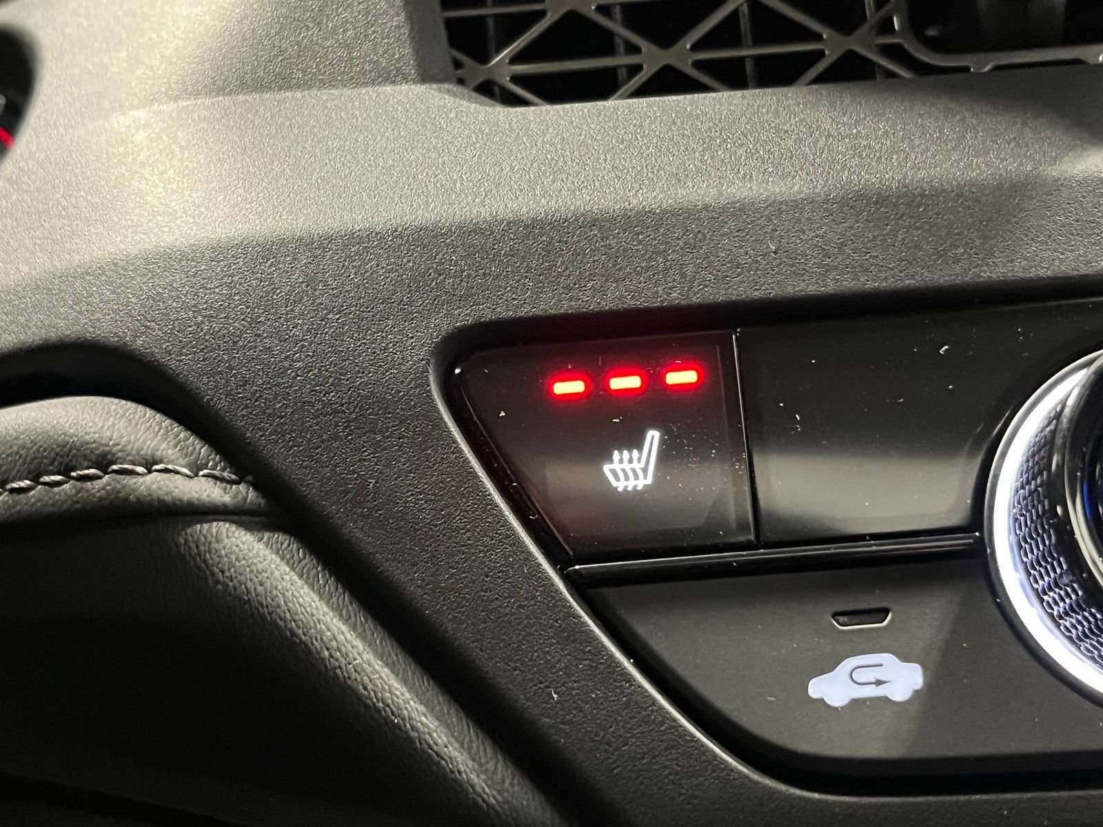 New 2025 Crystal Black Pearl Honda SE image 21
