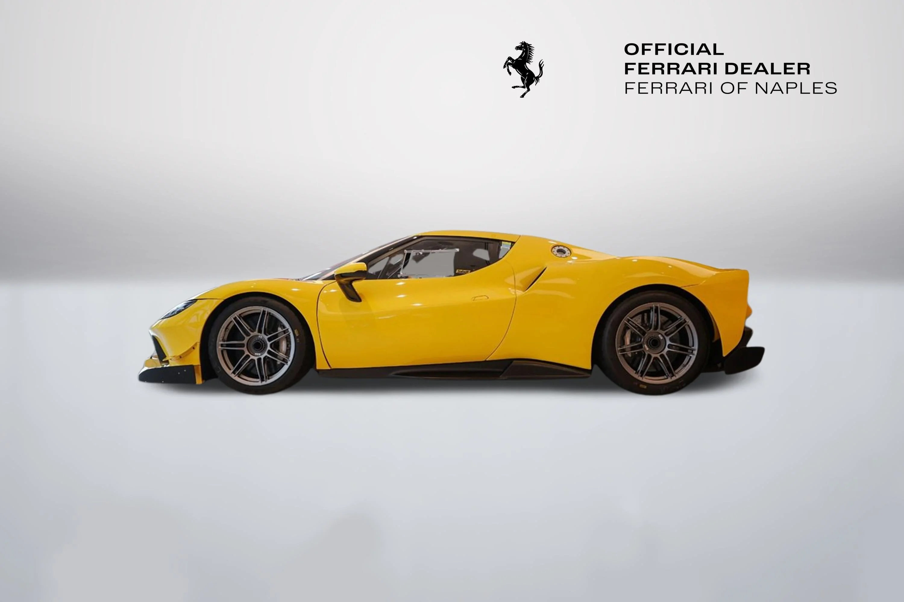 Used 2023 Giallo Modena Ferrari  image 6