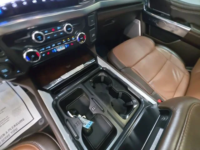 Used 2025 Blue Metallic Ford King Ranch image 18
