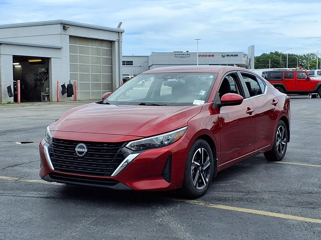 Used 2024 Nissan Sentra SV with VIN 3N1AB8CV9RY204662 for sale in Kansas City