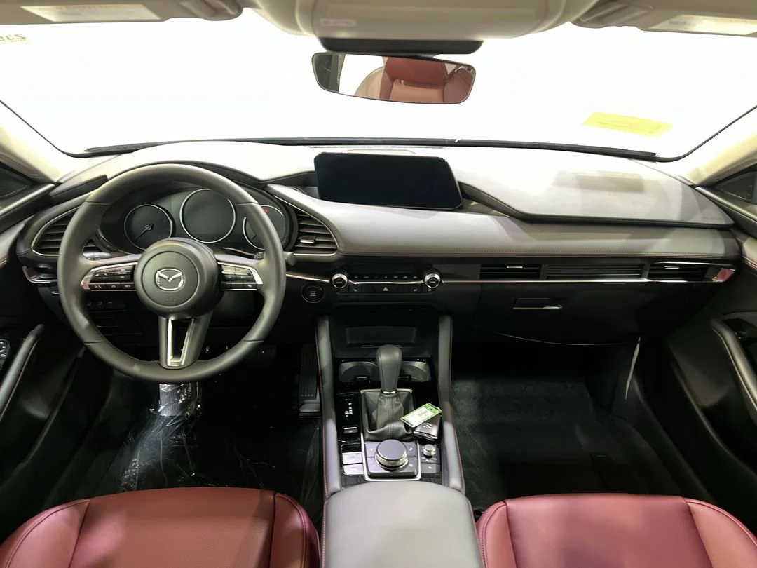 2026 Mazda Mazda3 Carbon Edition - Photo 13