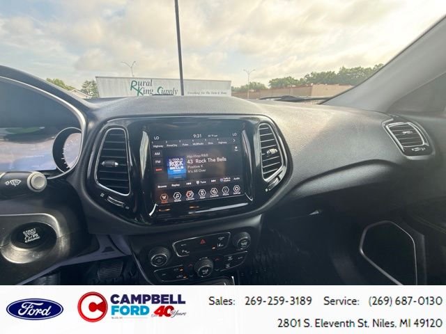 Used 2021 Billet Silver Metallic Clearcoat Jeep Limited image 24