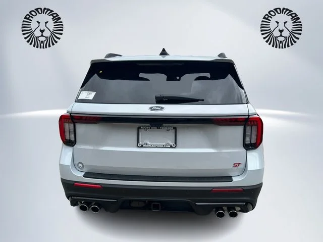 New 2026 Space White Metallic Ford ST image 7