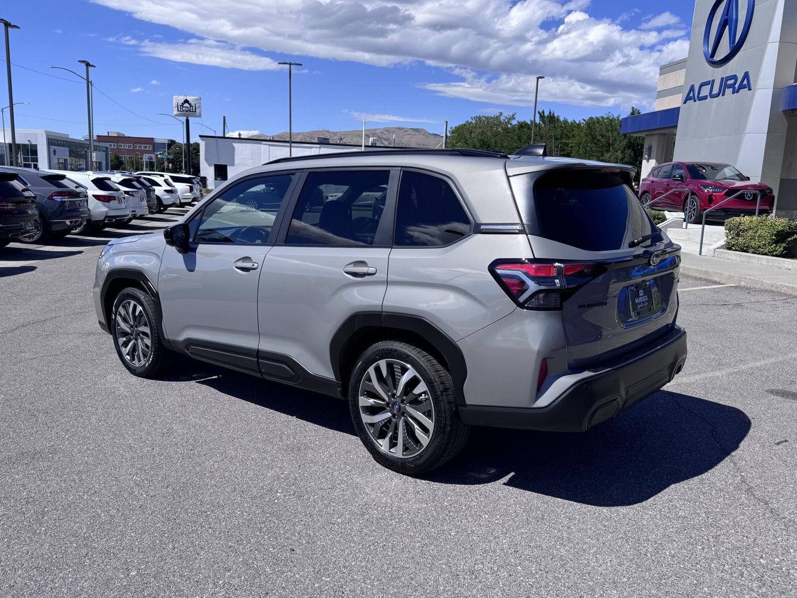 2025 Subaru Forester Touring - Photo 3