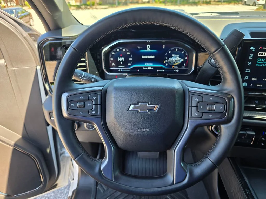 Used 2024 Summit White Chevrolet ZR2 image 25