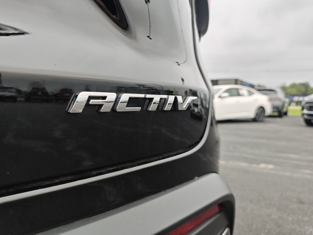 Used 2025 Black Chevrolet ACTIV image 27