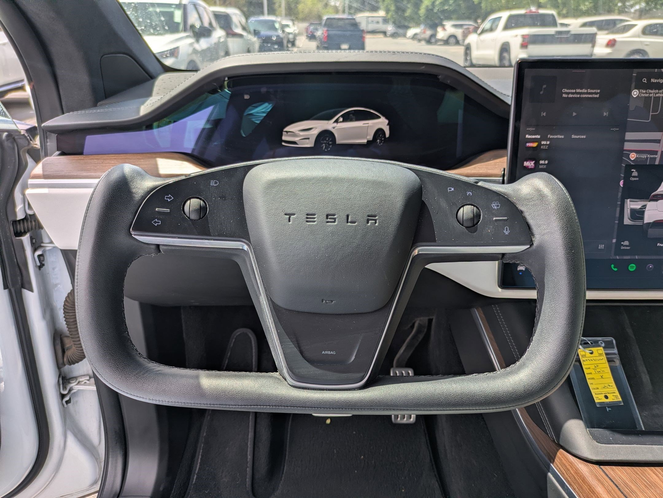 Used 2022 White Tesla AWD image 17