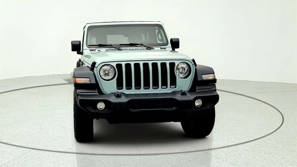 Used 2023 Earl Clearcoat Jeep Sport Altitude 4 Door 4x4 w/ Alpine Premium Audio & Trailer-Tow image 2