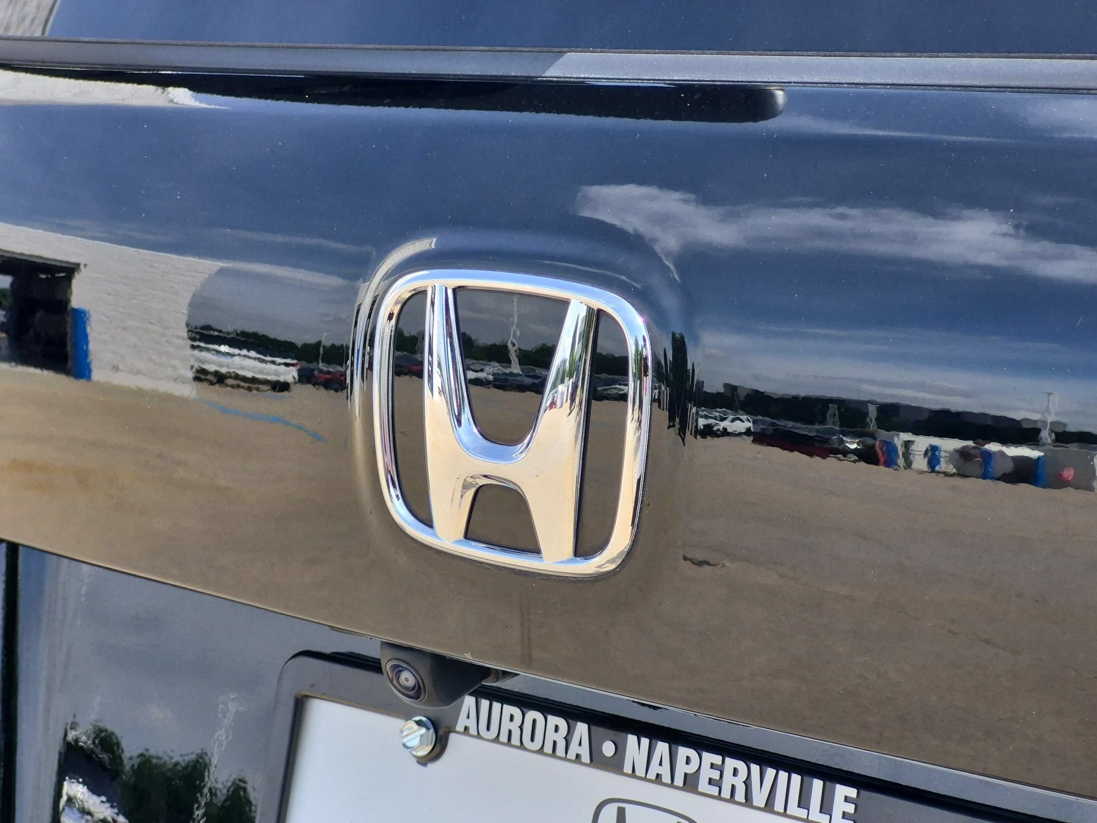 Certified Used 2022 Crystal Black Pearl Honda Touring 7-Passenger image 32
