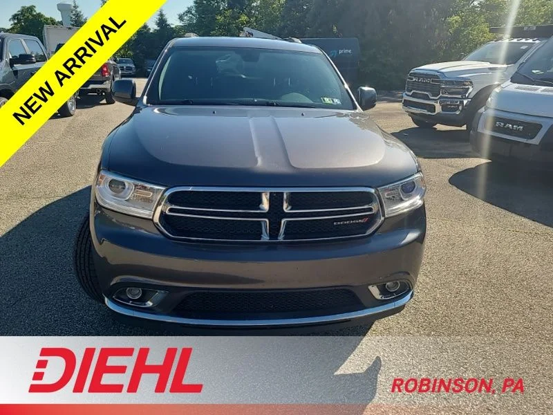 Used 2017 Gray Dodge SXT image 3