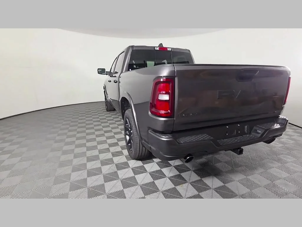 New 2026 Granite Crystal Metallic Clear-Coat Exterior Paint RAM Laramie image 31