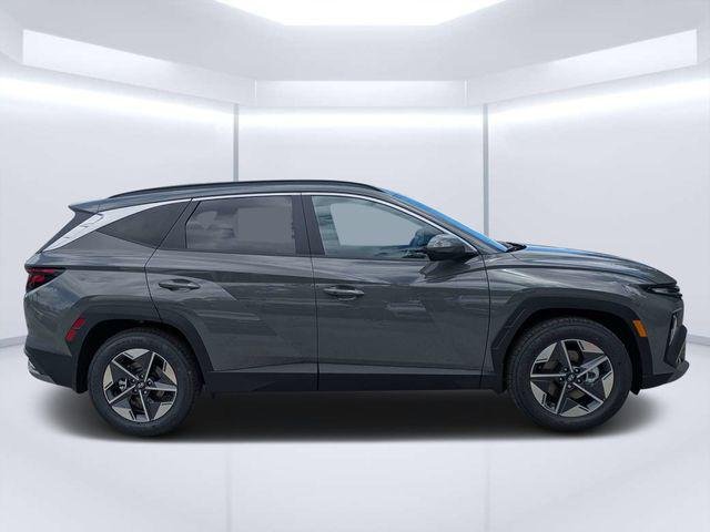 New 2026 Gray Hyundai SEL FWD image 2
