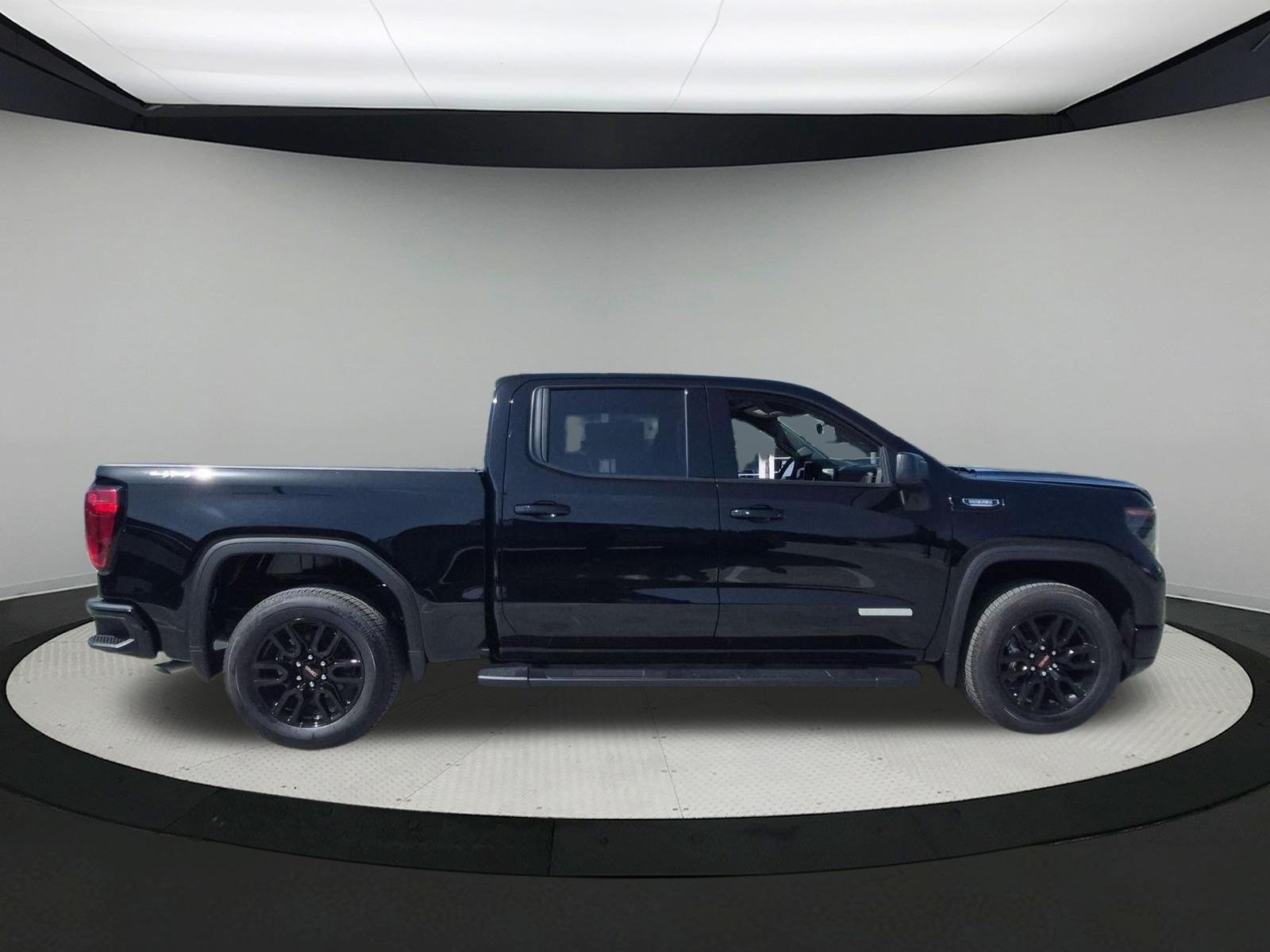 New 2026 Onyx Black GMC Elevation image 6