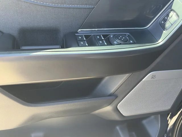 Used 2025 Blue Ford Lariat image 17