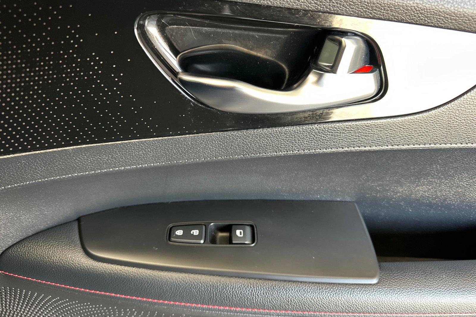 Used 2023 Gray Kia GT image 18