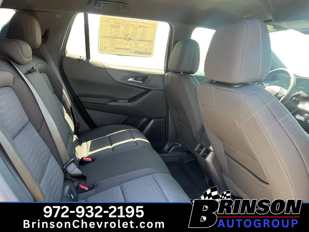 New 2027 Mosaic Black Metallic Chevrolet LT image 6