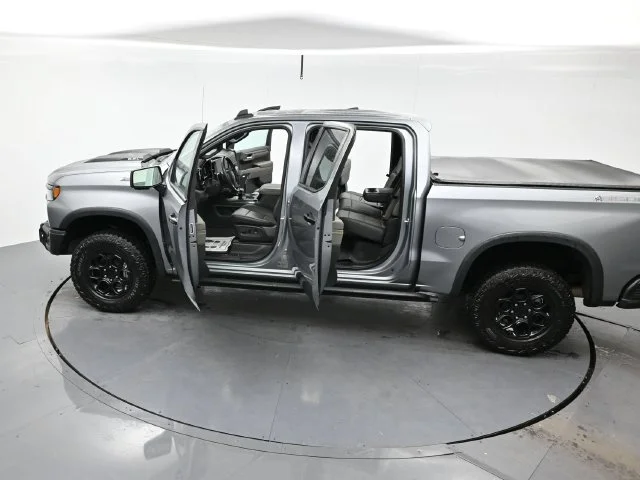 Used 2023 STERLING GRAY METALLIC Chevrolet ZR2 image 40