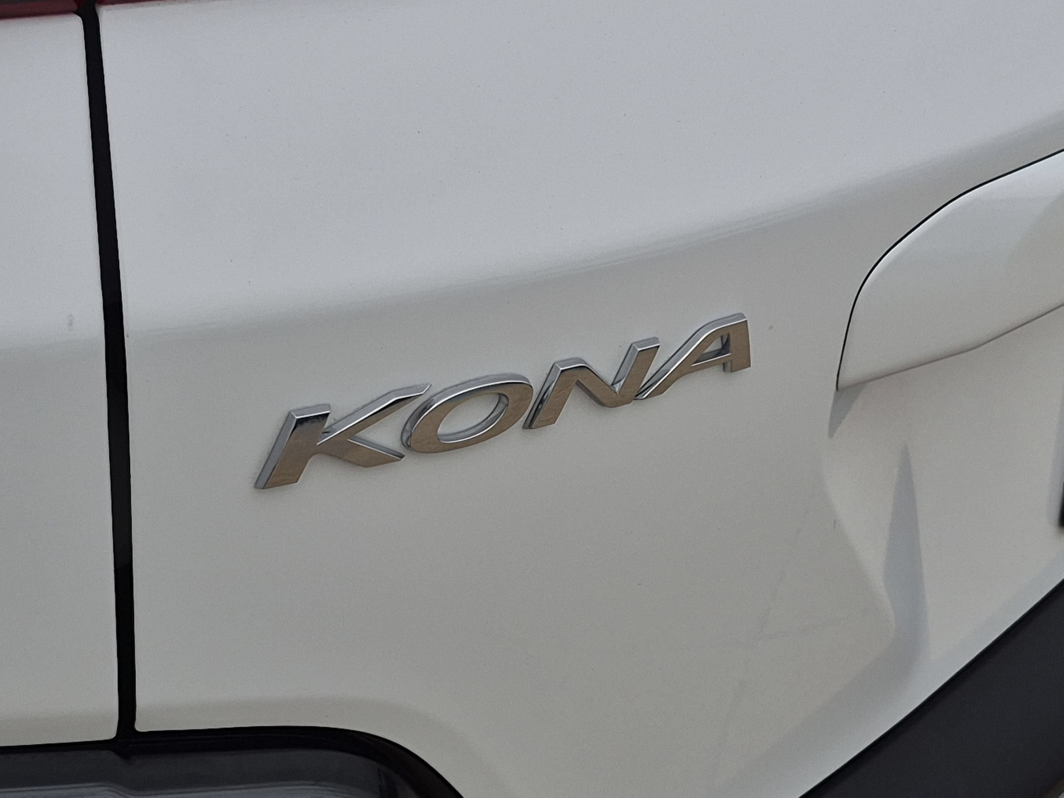 Used 2023 Lunar White Hyundai SEL AWD image 29