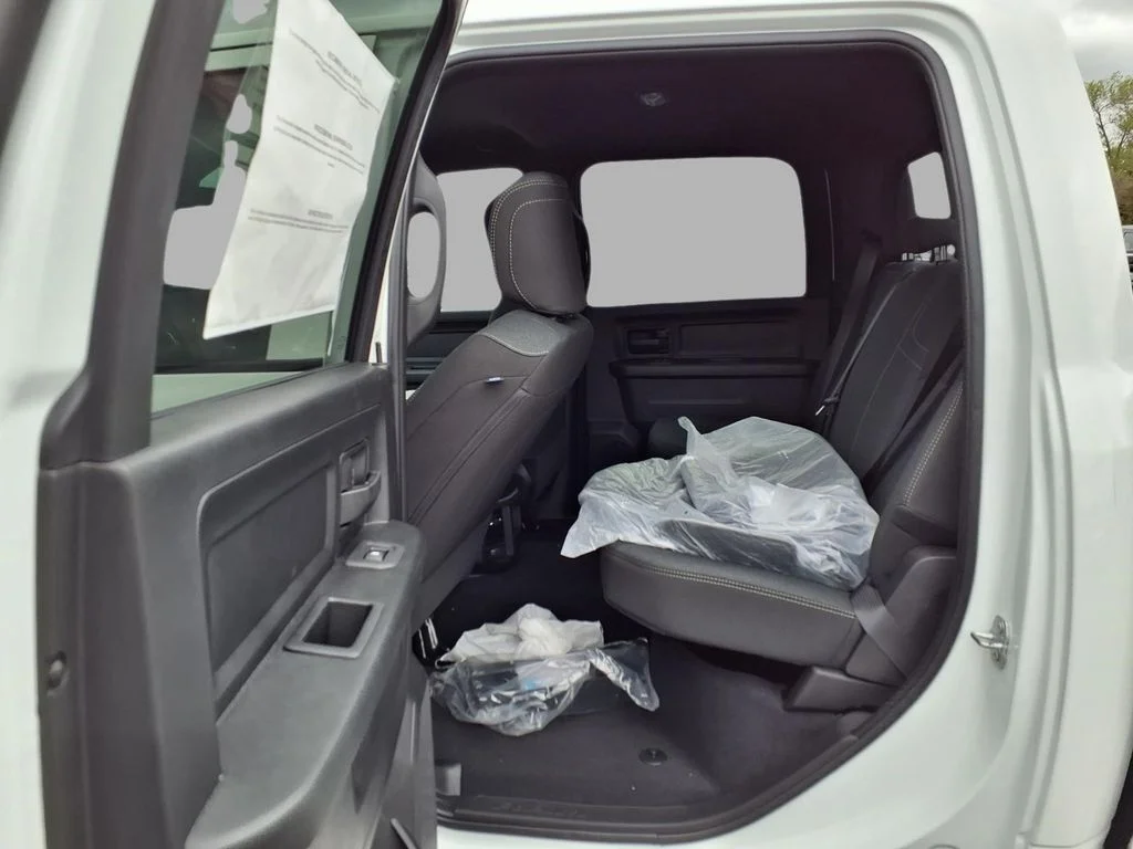New 2026 Bright White Clearcoat RAM Tradesman image 22