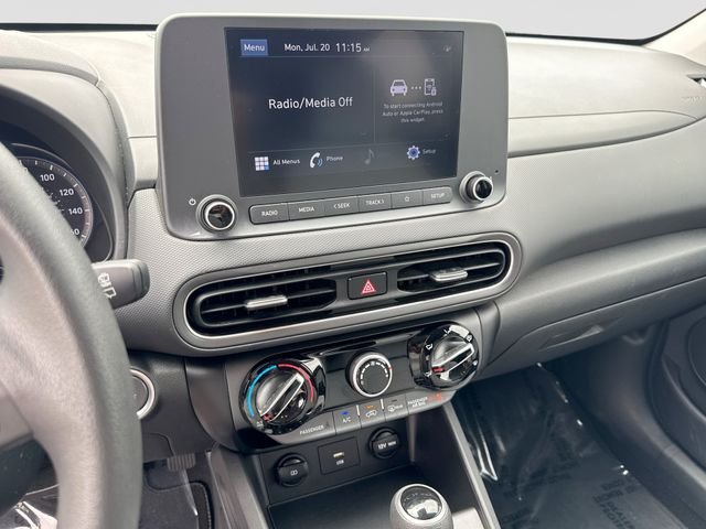 Used 2022 Ultra Black Hyundai SEL image 25