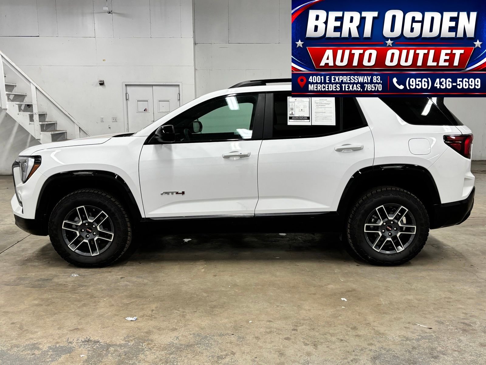 Used 2026 White GMC AT4 image 4