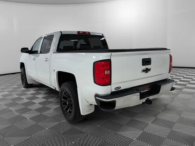 Used 2018 White Chevrolet LT image 3