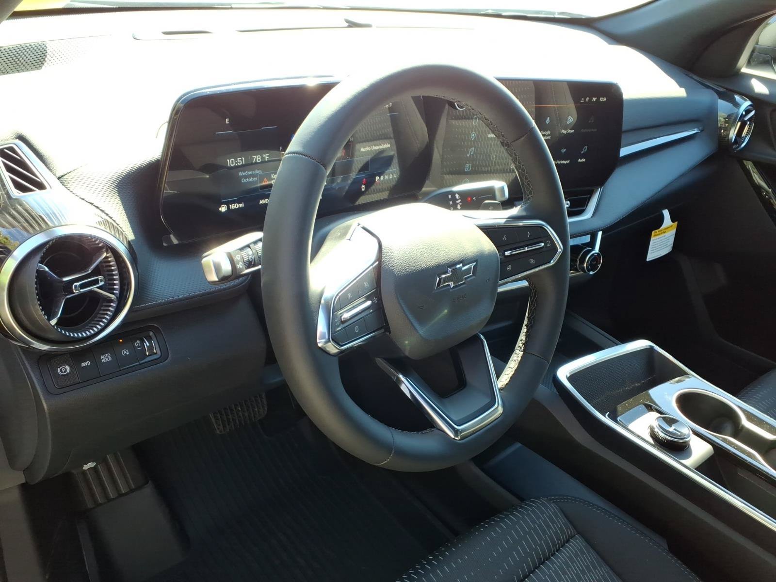 New 2027 Summit White Chevrolet LT image 5