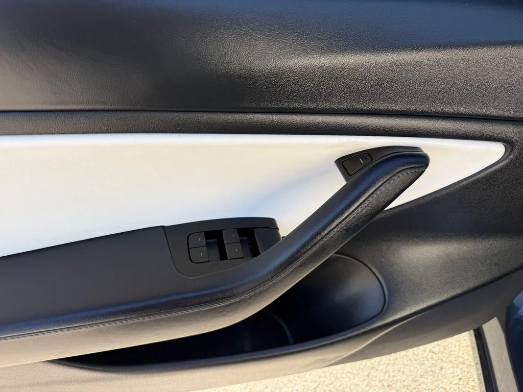 Used 2020 Gray Tesla Standard image 33