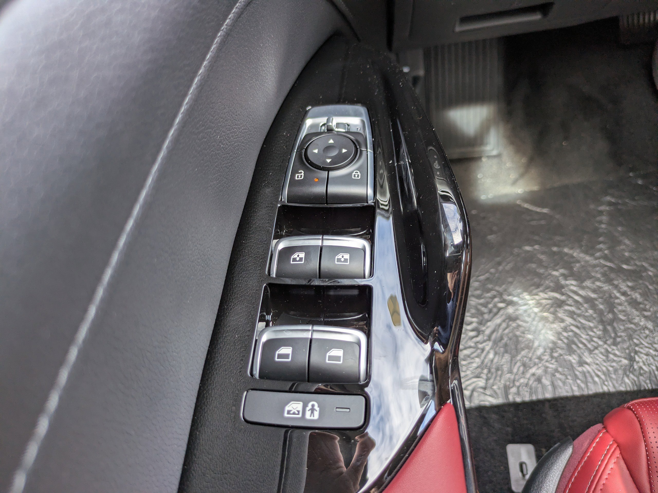 New 2026 Snow White Pearl Kia GT-Line FWD image 29