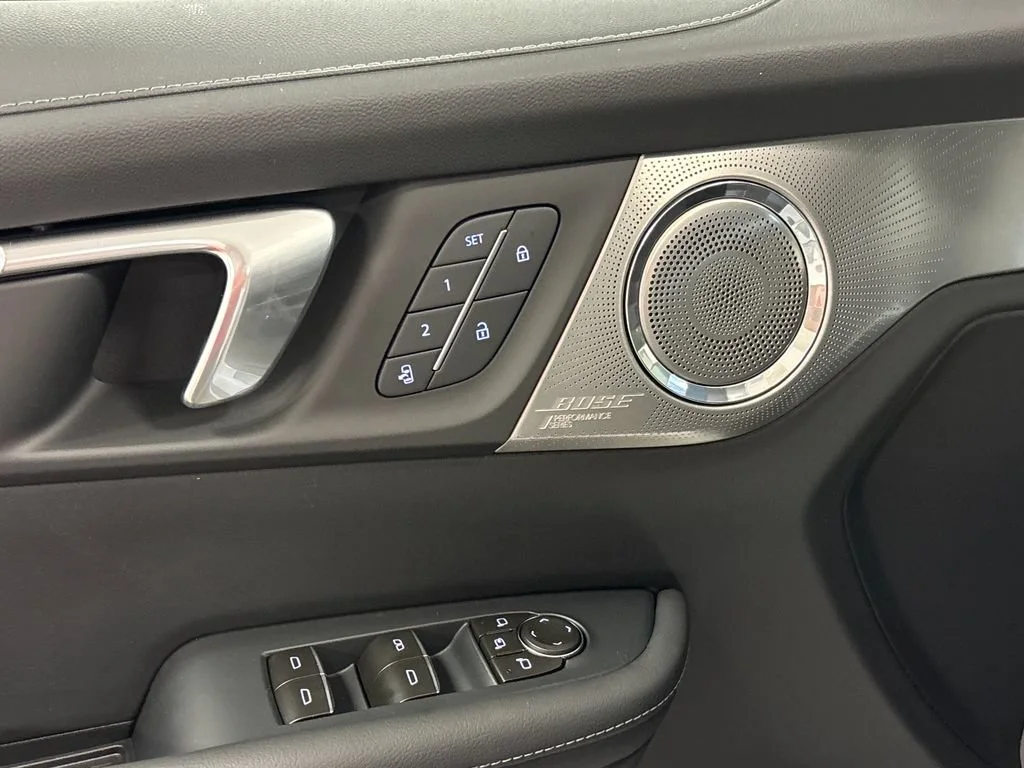2026 Buick Enclave Avenir - Photo 21