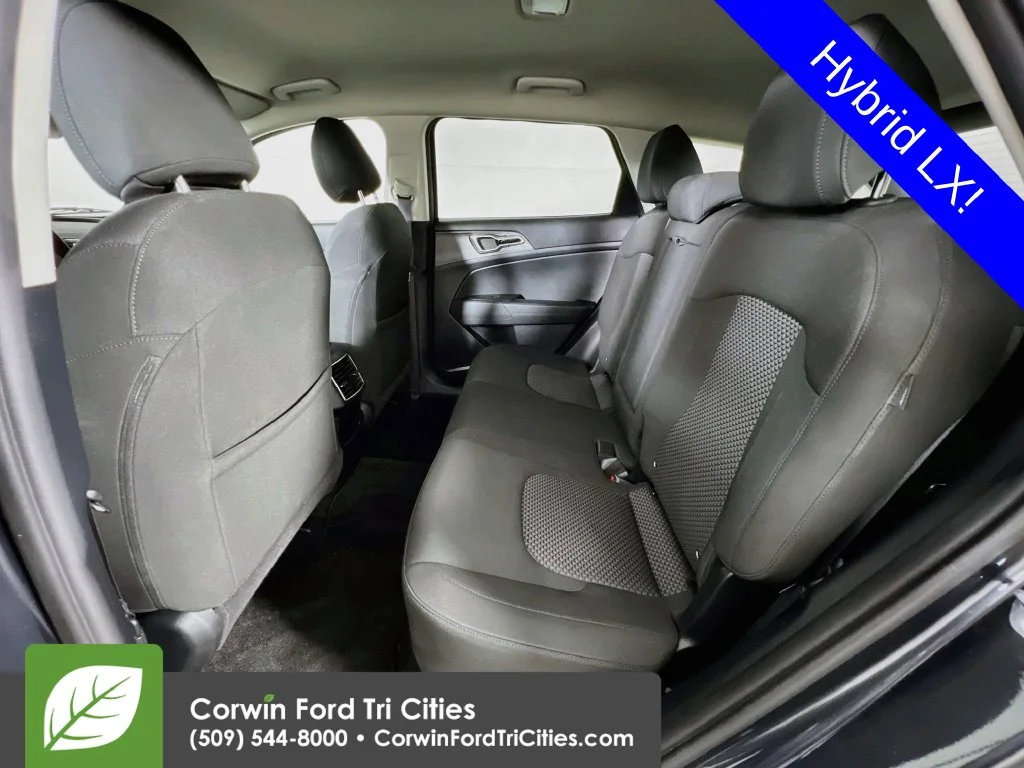 Used 2024 Gravity Gray Kia LX image 25
