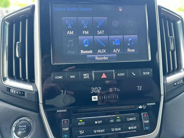 Used 2017 Black Toyota  image 17
