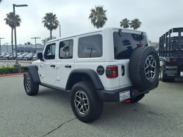 Used 2025 White Jeep 4-Door Rubicon 4x4 image 9