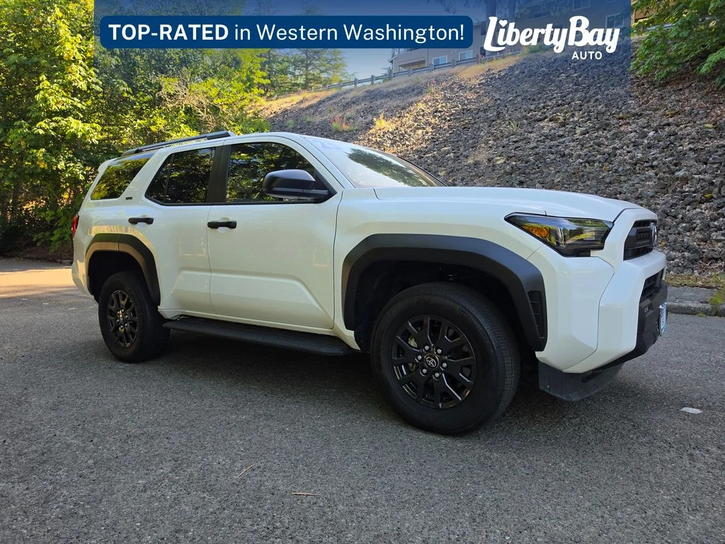 Used 2025 White Toyota SR5 image 3