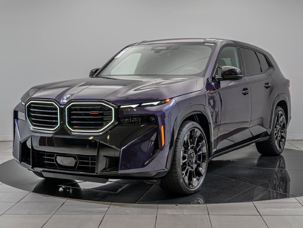 2025 BMW XM