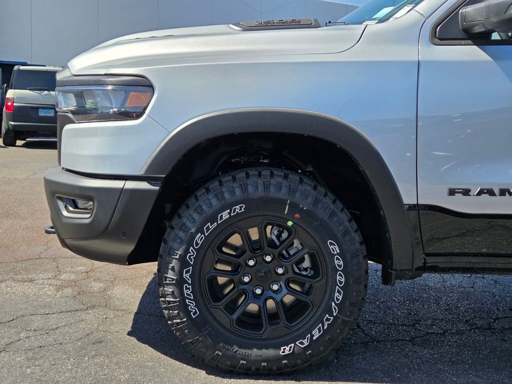 New 2026 Silver Zynith Exterior Paint RAM Rebel image 5