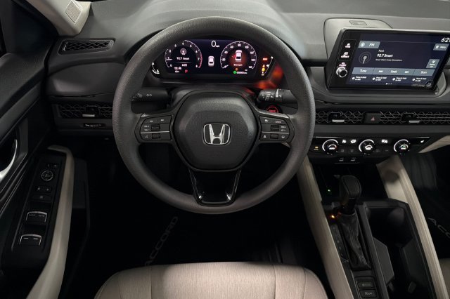 New 2026 Radiant Red Metallic Honda SE image 12