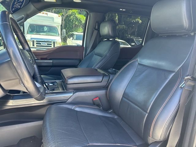 Used 2022 White Ford Lariat image 4